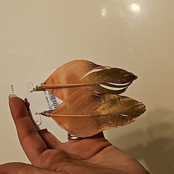 2 pairs of earrings - Picture 5 of 5